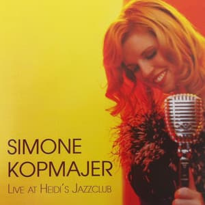 Live at Heidis Jazzclub - Simone Kopmajer