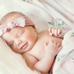 Baby Sleep Haven: Soothing Sounds - Happy Music for Retail Stores