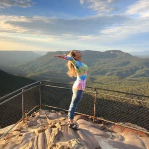 Floating in Stillness: Ethereal White Noise for Total Relaxation - Soothing White Noise for Relaxation