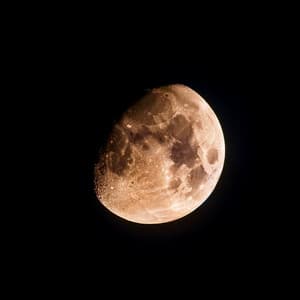 Un Sueño Tranquilo Y Sereno: Música Pacífica Para La Noche - Viajero de ensueño