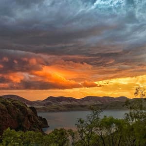 50 Stormy Nights: Velvet Rain - Meditation Rain Sounds