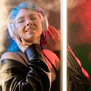 Reflective Meditation: Serenity's Breath with Ambient Music - Control Your Breath