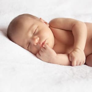 Baby Lullabies: Gentle Rain Melodies for Peaceful Dreams - Rain Mood