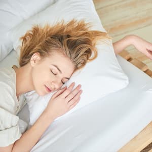 Calm Drizzle: Sleep Meditation Music Under the Rain - Sleep Makers Samples
