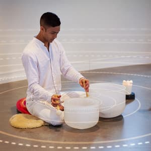 Crystal Bowl Savasana Heart Melting - Yanan Time