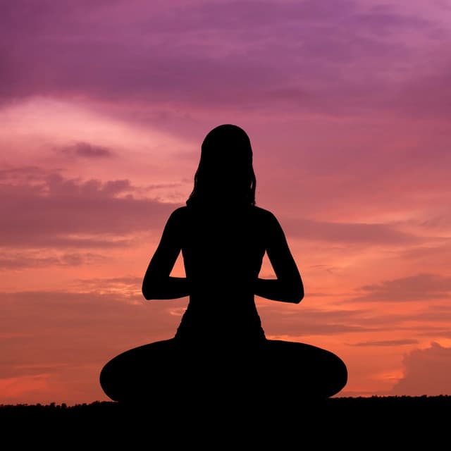 Soothing Yoga Beats for Calm Evenings - Dreamy Music
