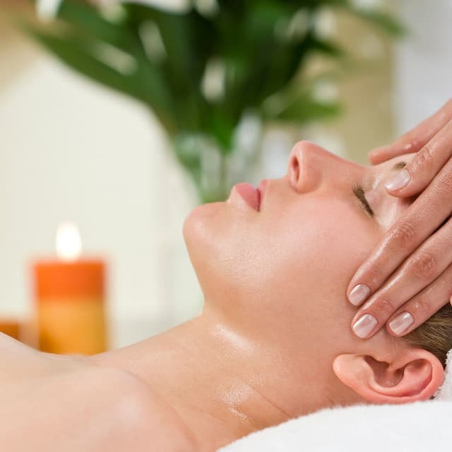 Blissful Harmony: Guided Meditations for Relaxing Massages - Relaxing Meditation Songs Divine