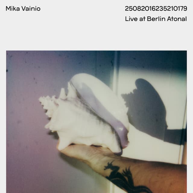25082016235210179 - Mika Vainio