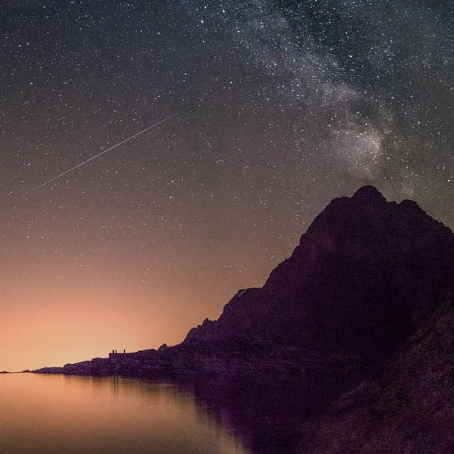 12th Hour: Calming White Noise - White Noise